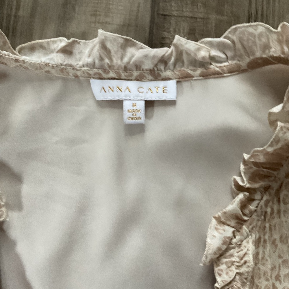 Anna Cate Croc Print Blouse M Puff Sleeve Tan - Picture 3 of 7